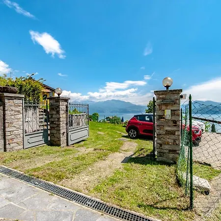 Michael Nicolo * אוג'ביו